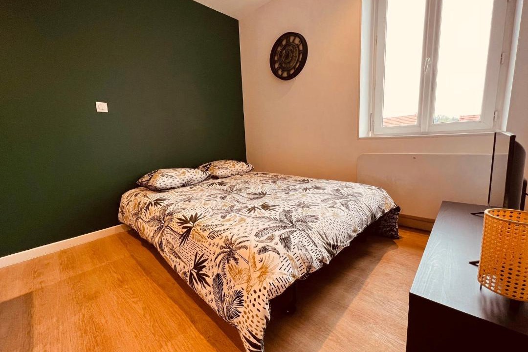 Photo of Bedroom in Montlucon