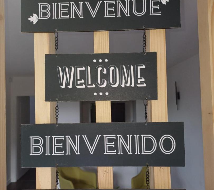 Photo of Others in Crepand