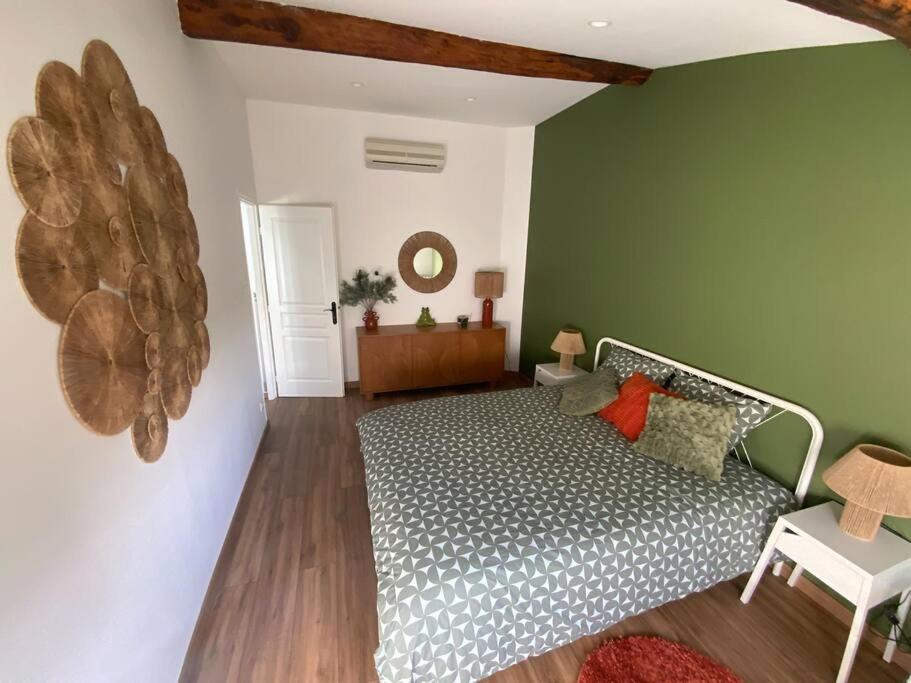 Photo of Others in Saint-Maurice-de-Remens