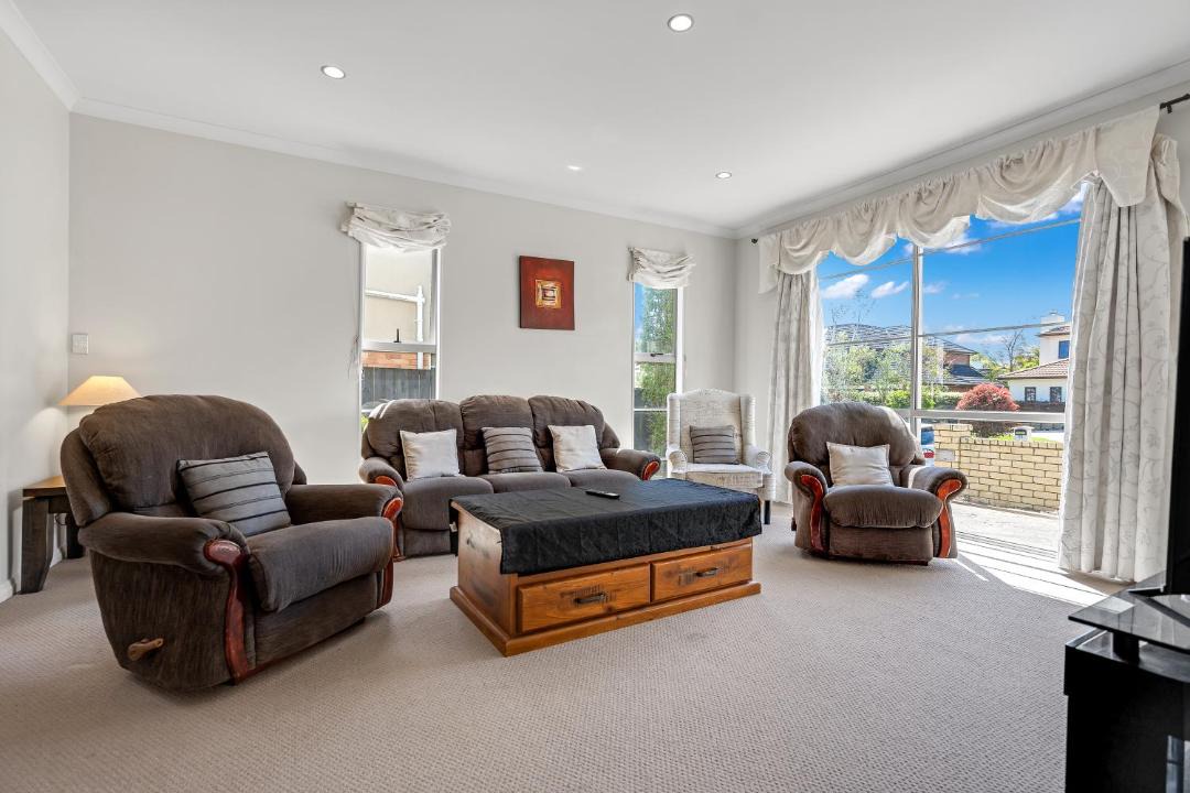 Photo of Livingroom in Flat Bush