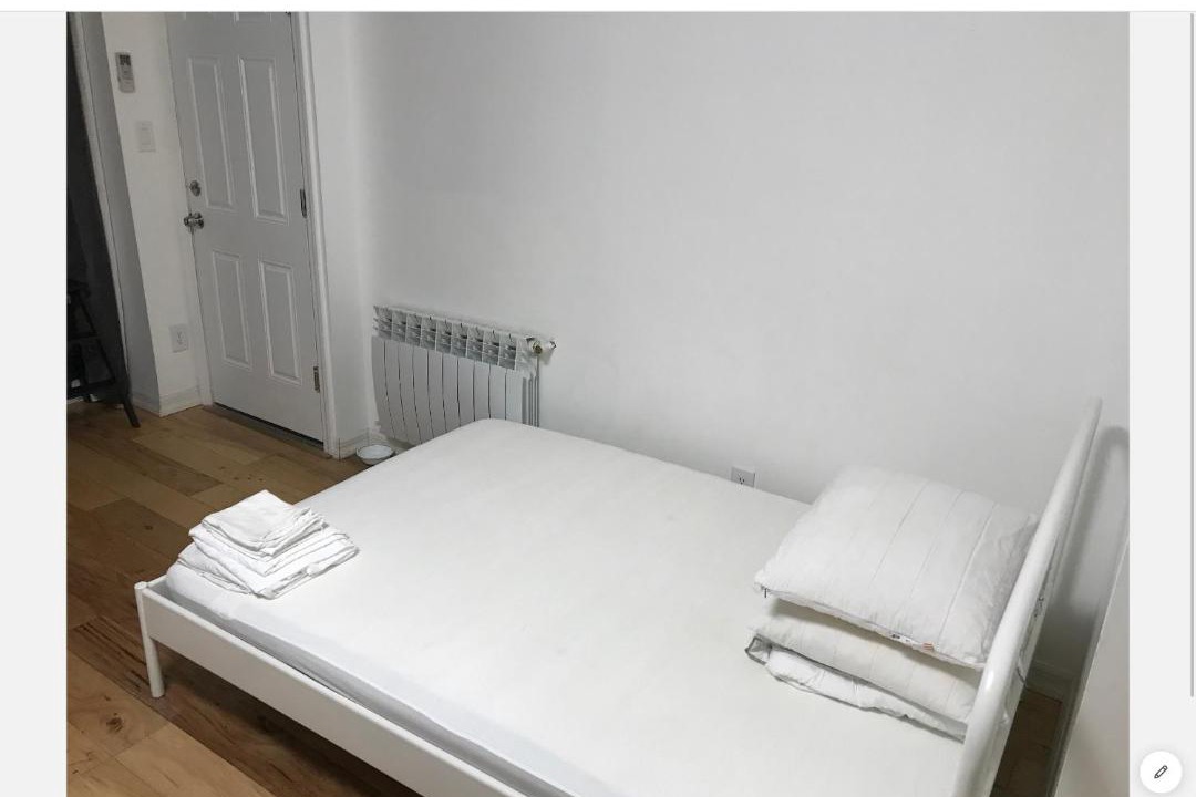 Photo of Bedroom in Manhattan Beach