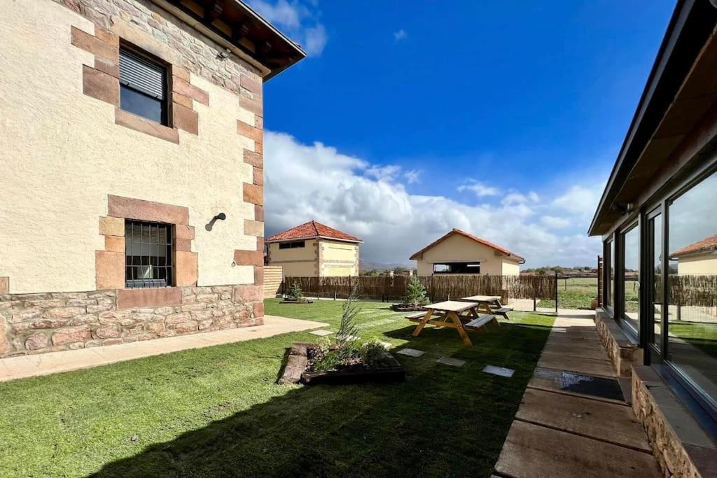 Photo of Buildings in Hermandad de Campoo de Suso