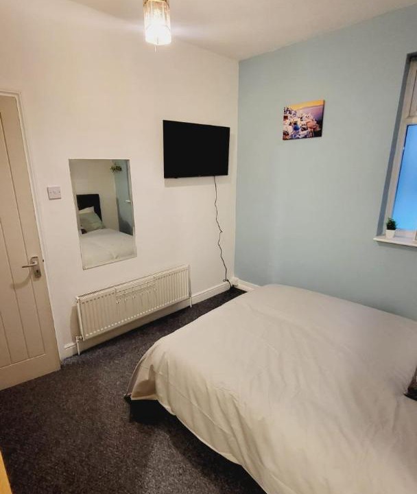 Photo of Bedroom in Brent