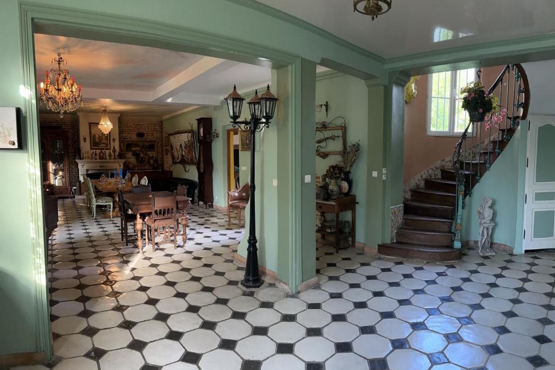 Photo of Others in Ravenel