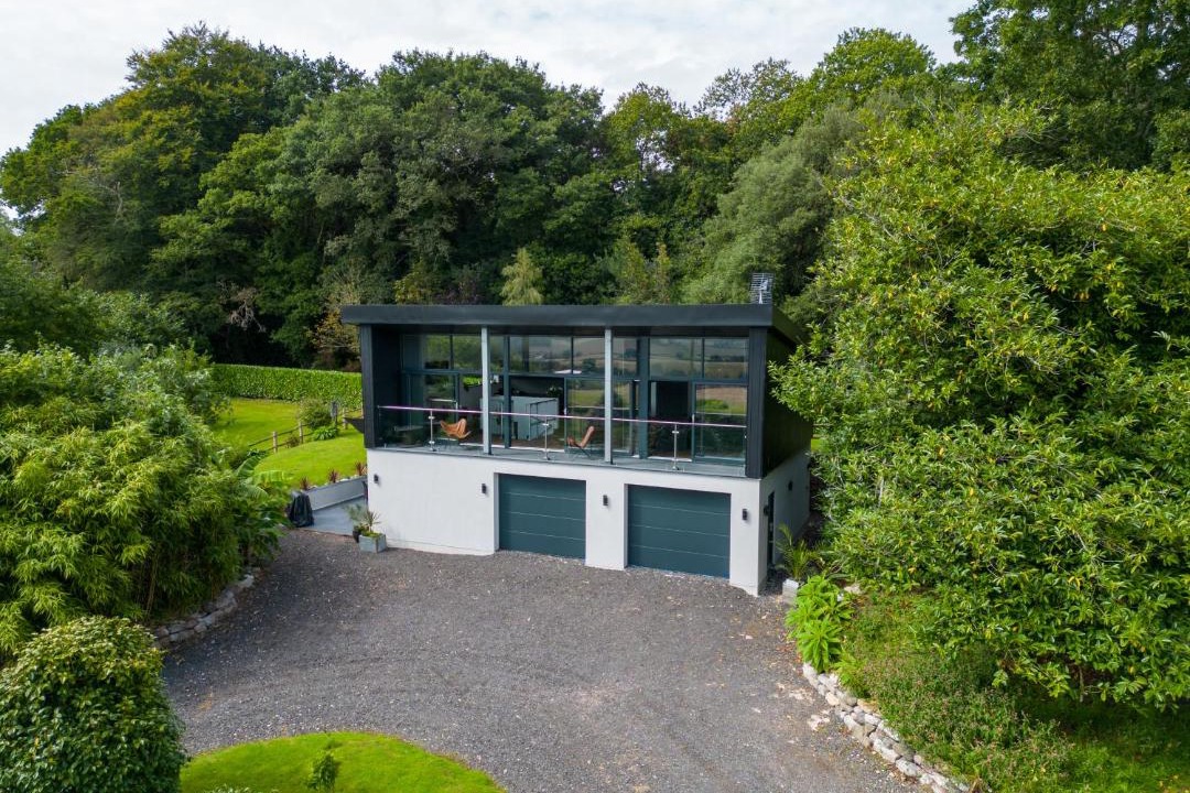 Photo of Others in Ebford