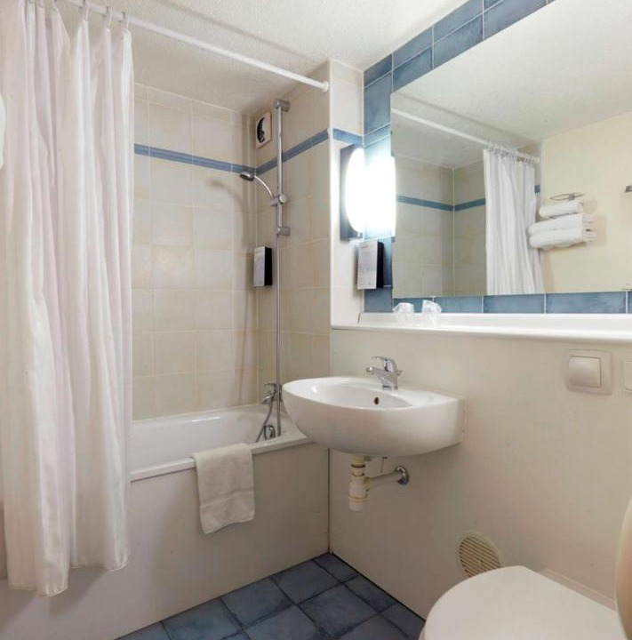 Photo of Bathroom in Saint-Dizier