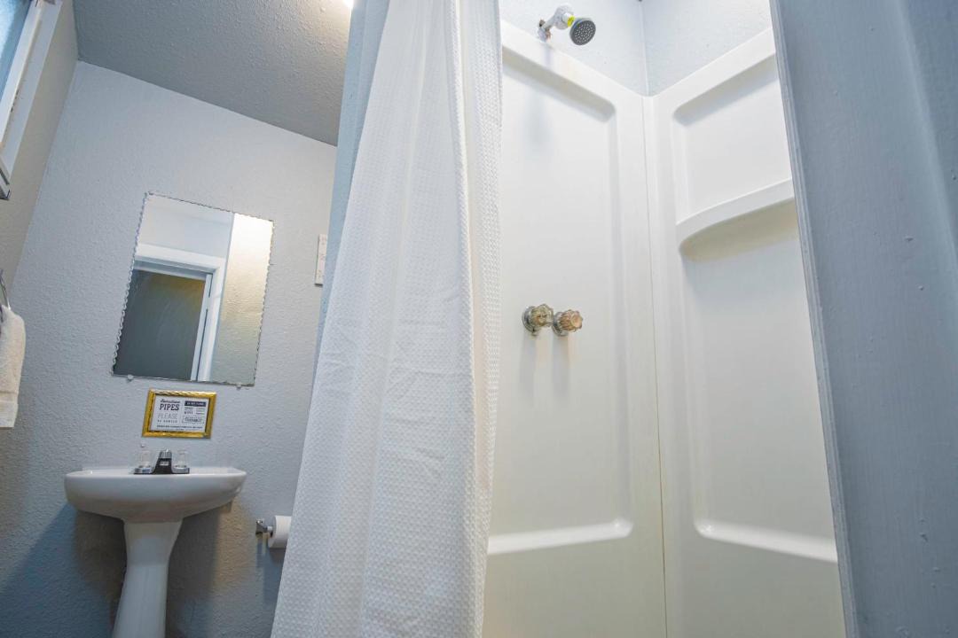Photo of Bathroom in Nevada Street