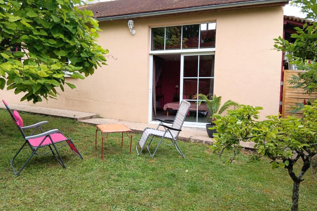 Photo of Others in Courtois-sur-Yonne