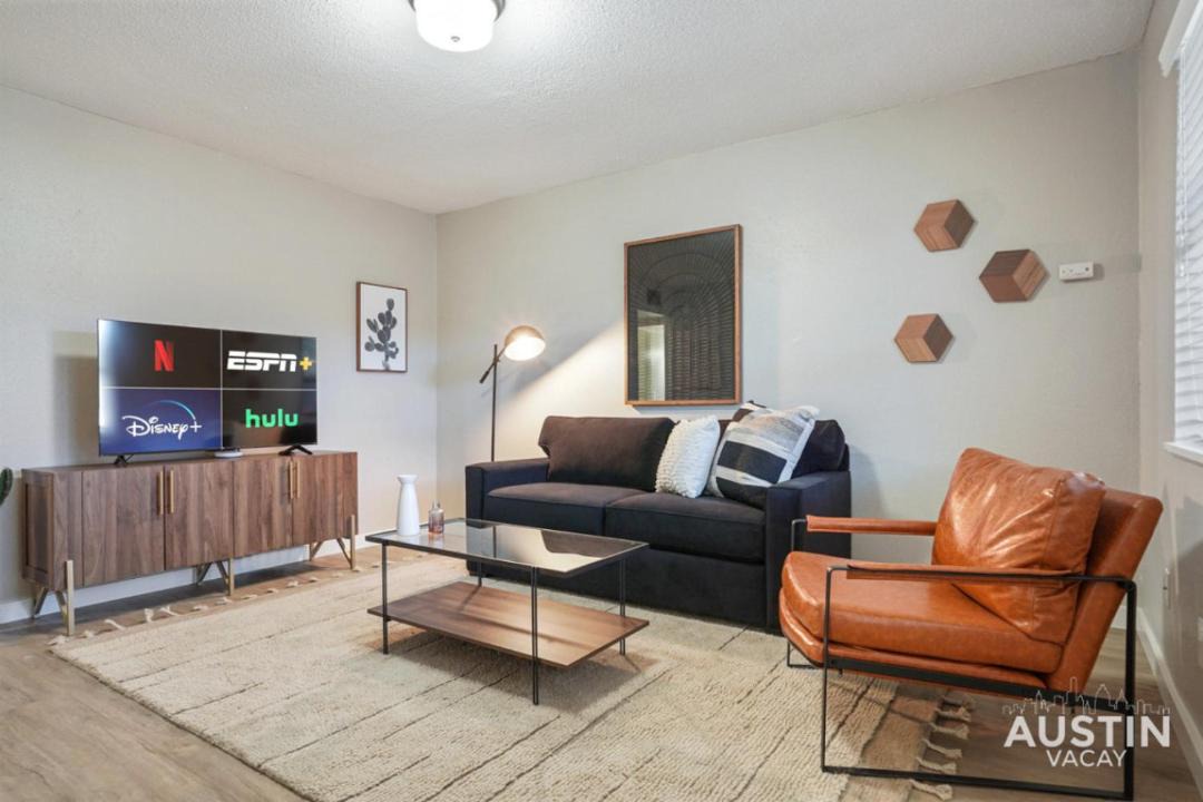 Photo of Livingroom in Brentwood