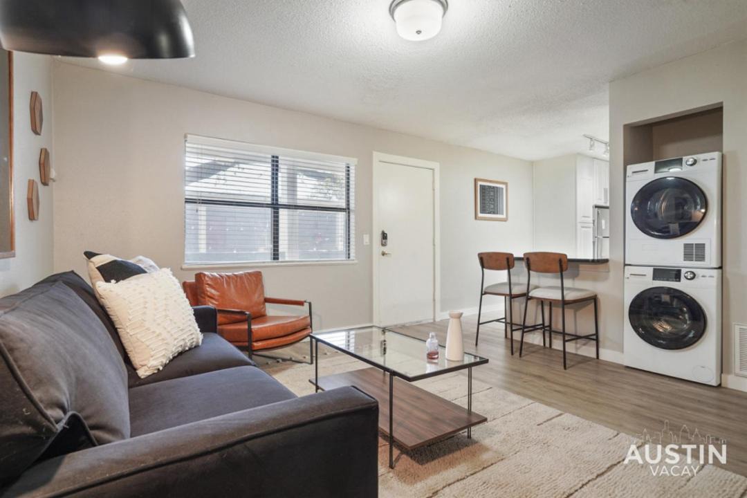 Photo of Livingroom in Brentwood
