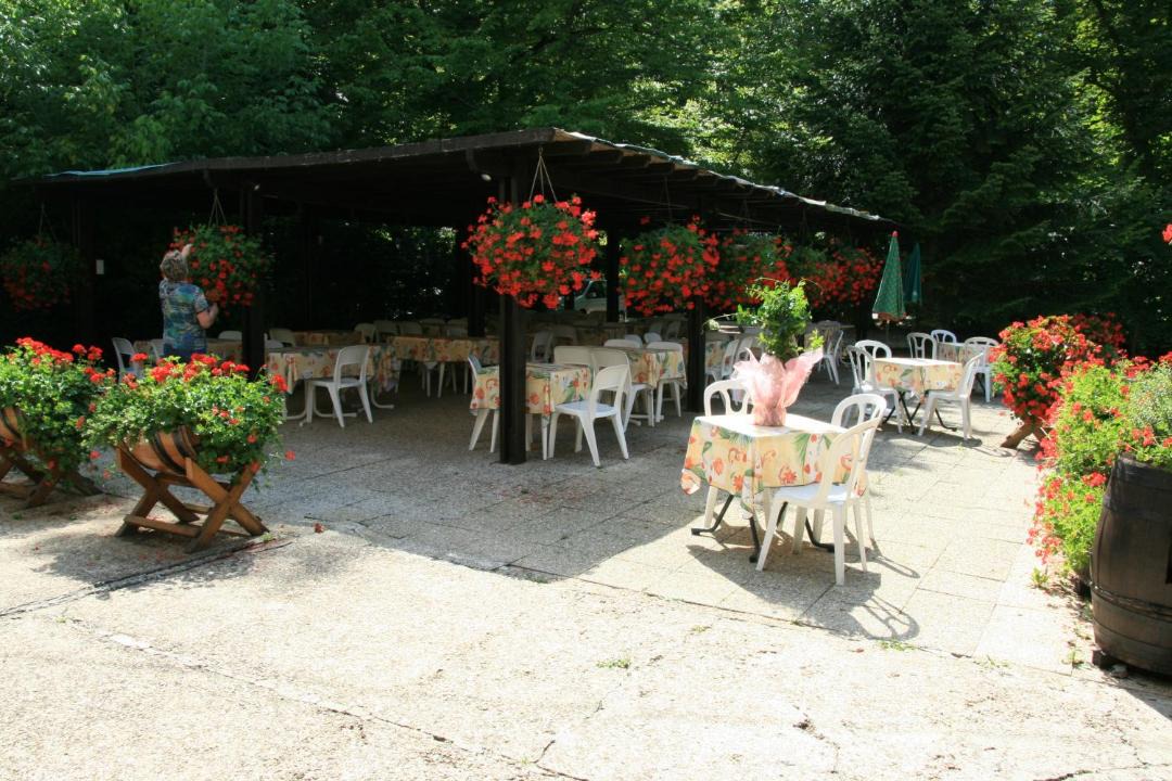 Photo of Others in Charette