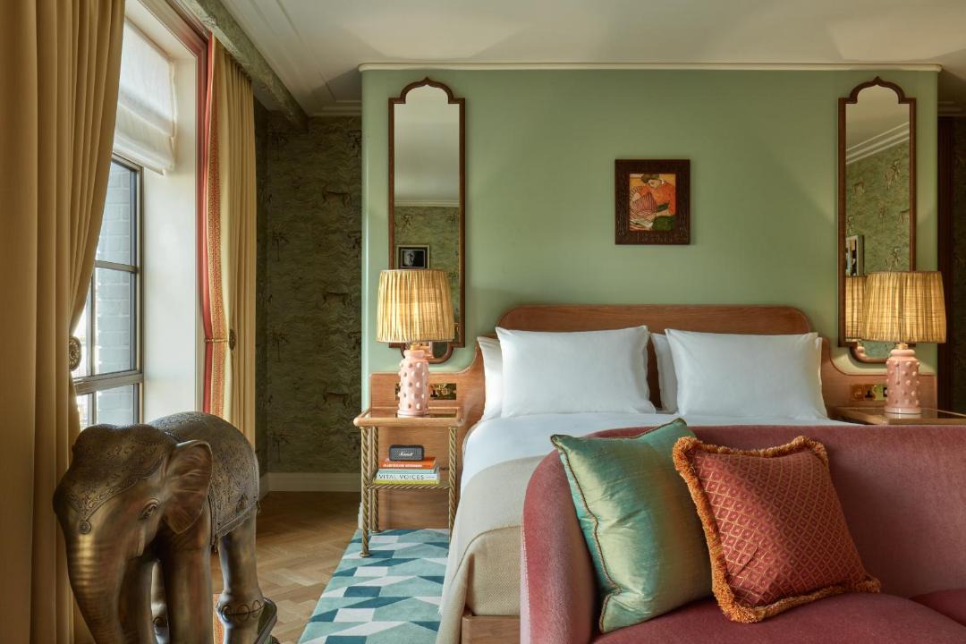 Photo of Others in Soho