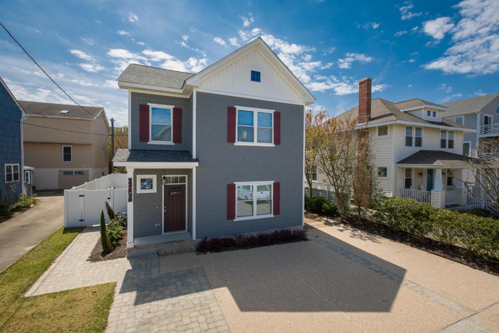Photo of Buildings in Northeast Virginia Beach