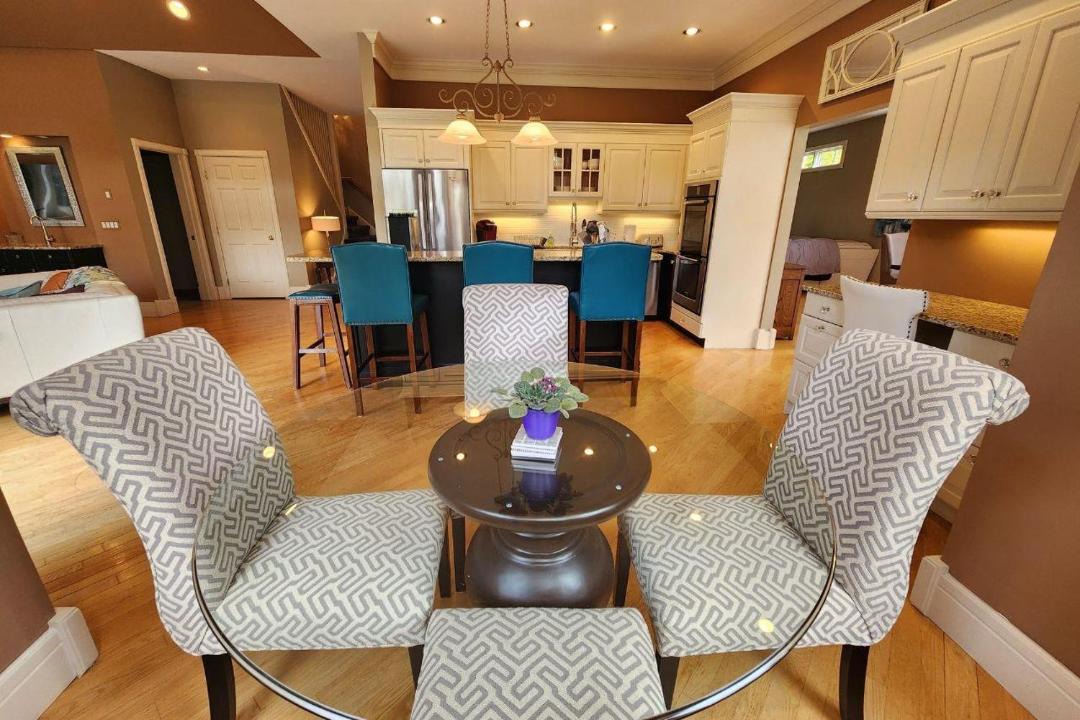Photo of Livingroom in Birchwood Farms