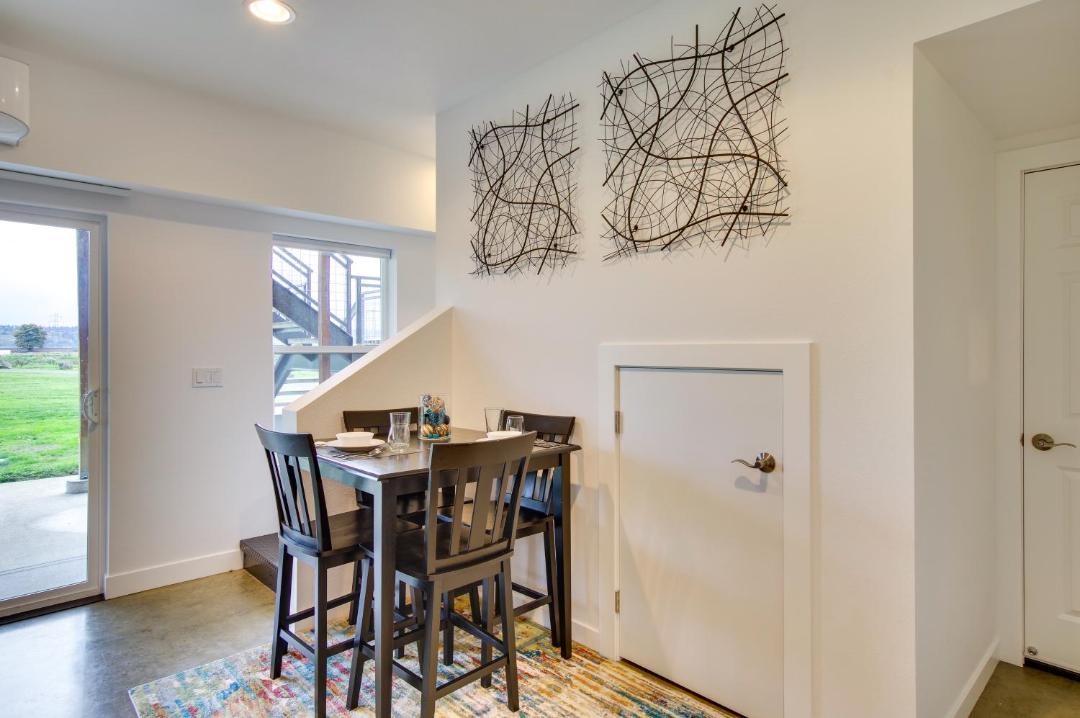 Photo of Livingroom in Everett