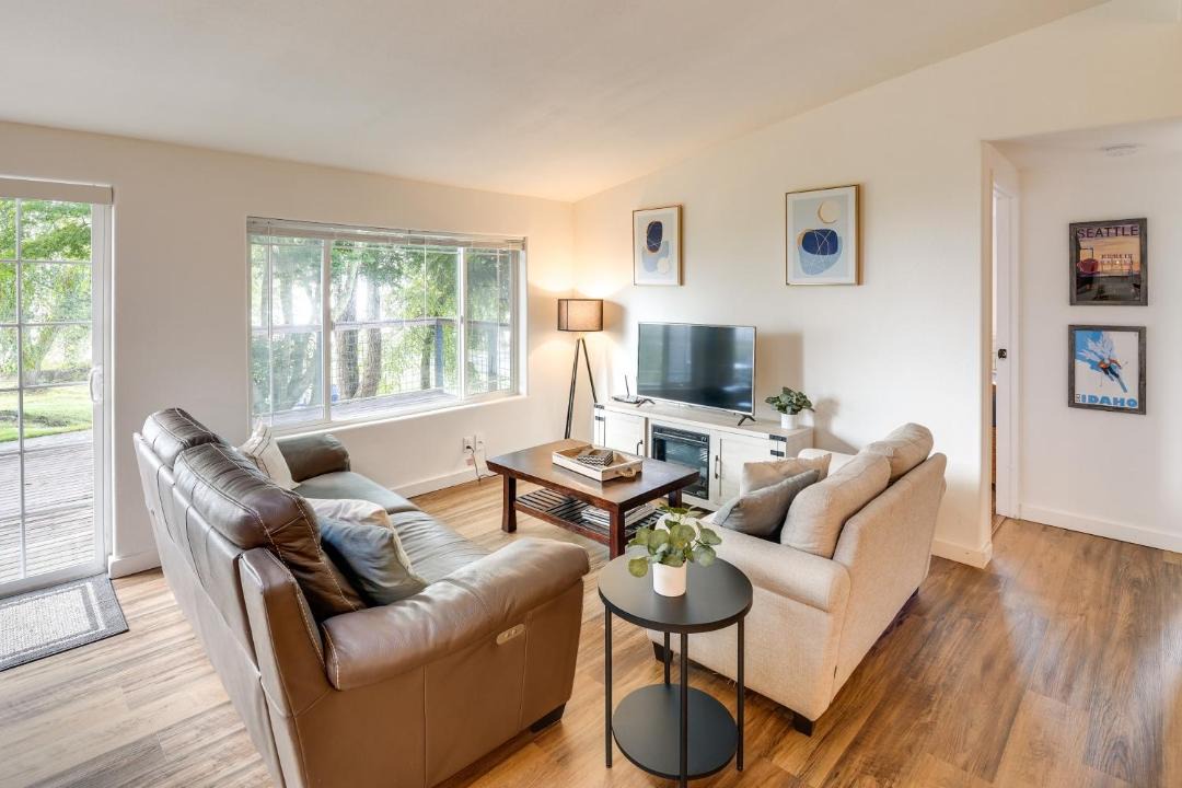 Photo of Livingroom in Clear Lake