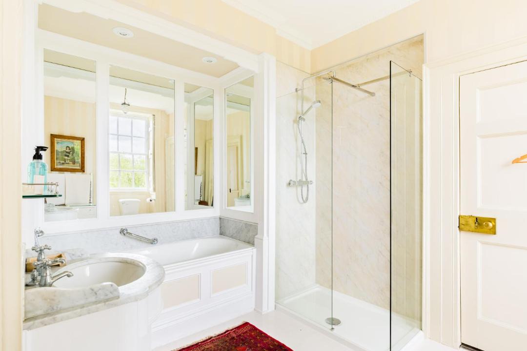 Photo of Others in Kemerton