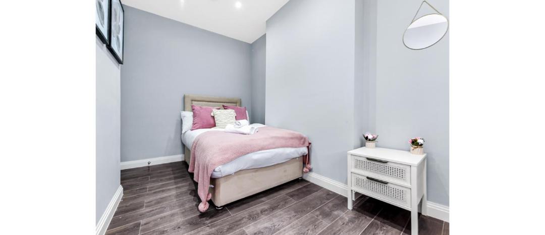 Photo of Bedroom in Peckham Rye