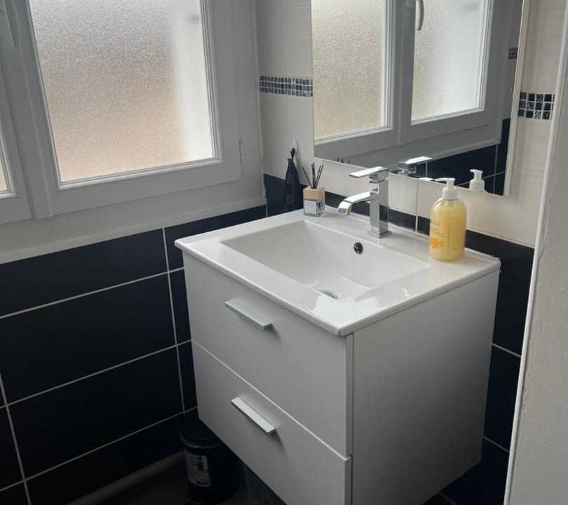 Photo of Others in Sens