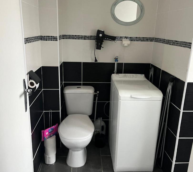 Photo of Others in Sens