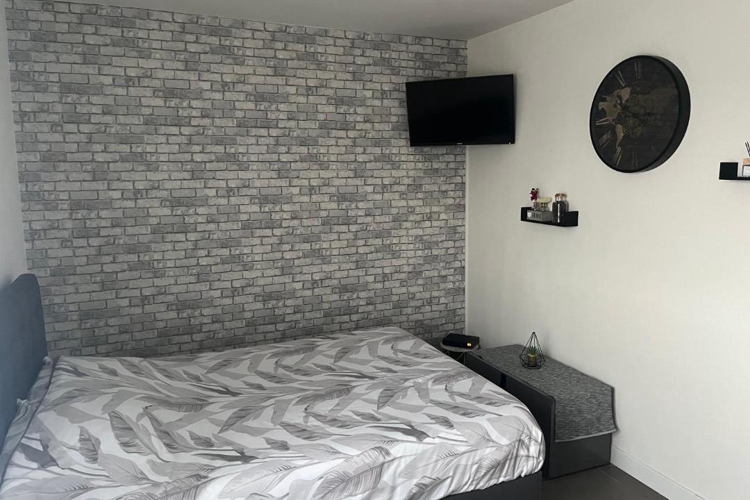 Photo of Others in Sens