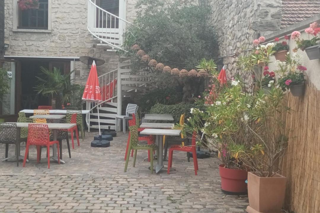 Photo of Others in Pierrelaye