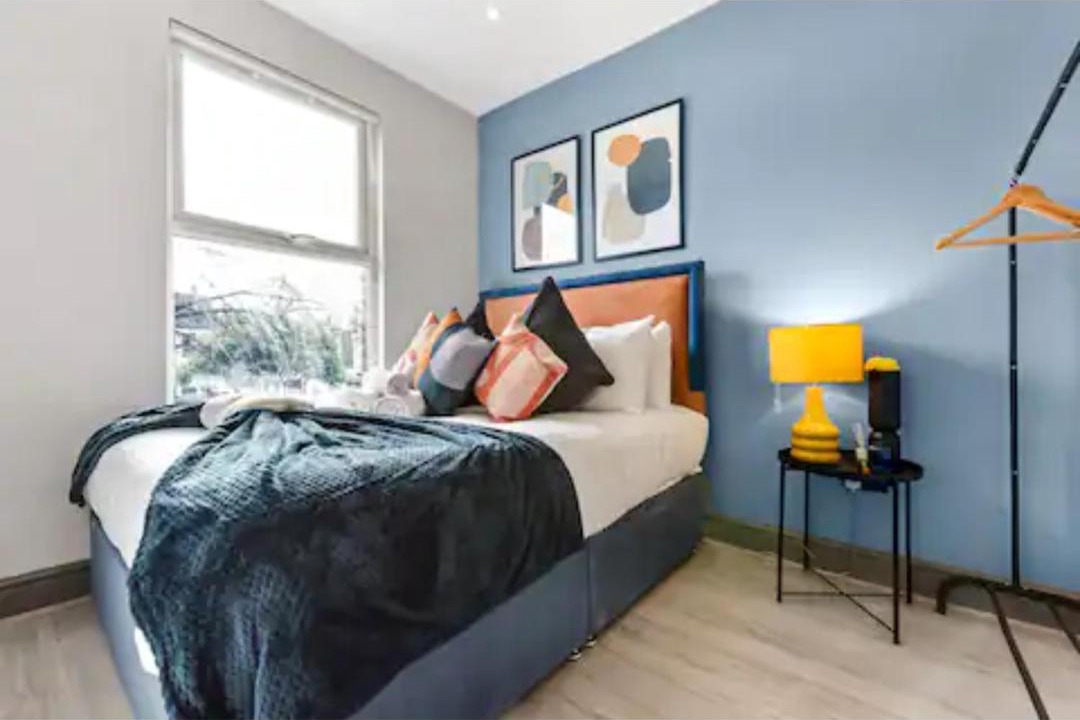 Photo of Bedroom in Southfield