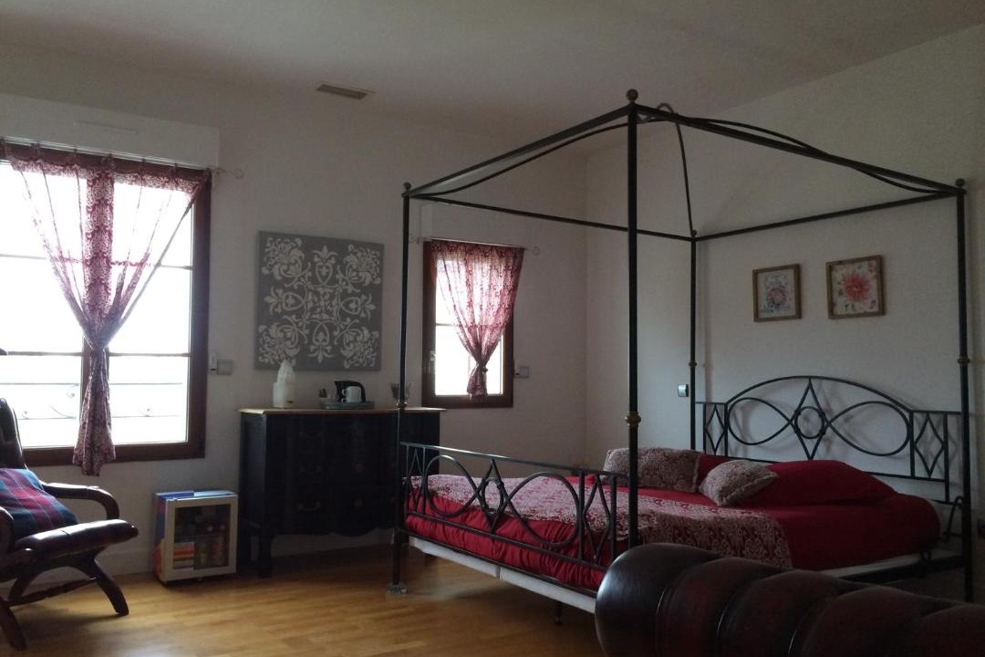 Photo of Others in Saint-Cyr-sur-Loire