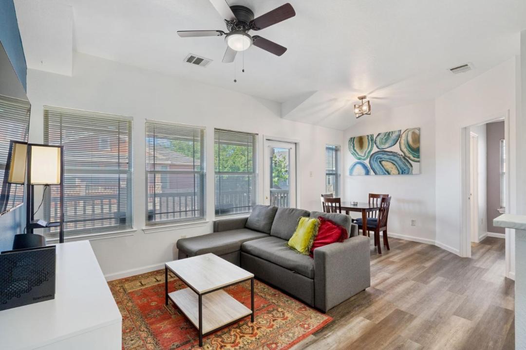 Photo of Livingroom in Round Rock