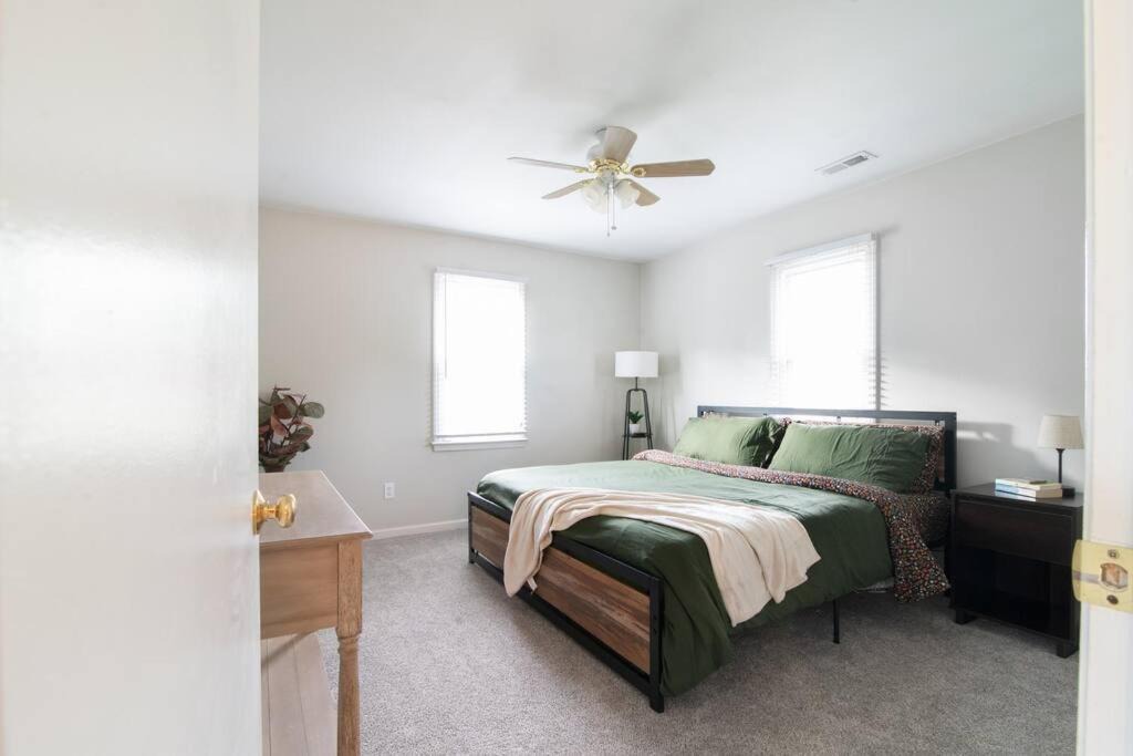 Photo of Bedroom in Apex