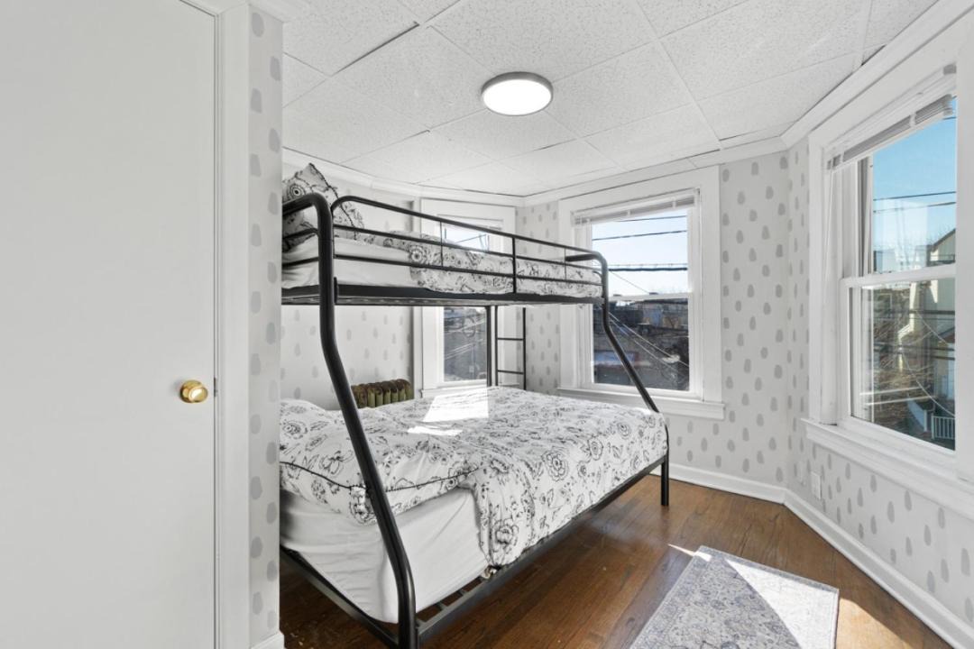 Photo of Bedroom in Bayonne