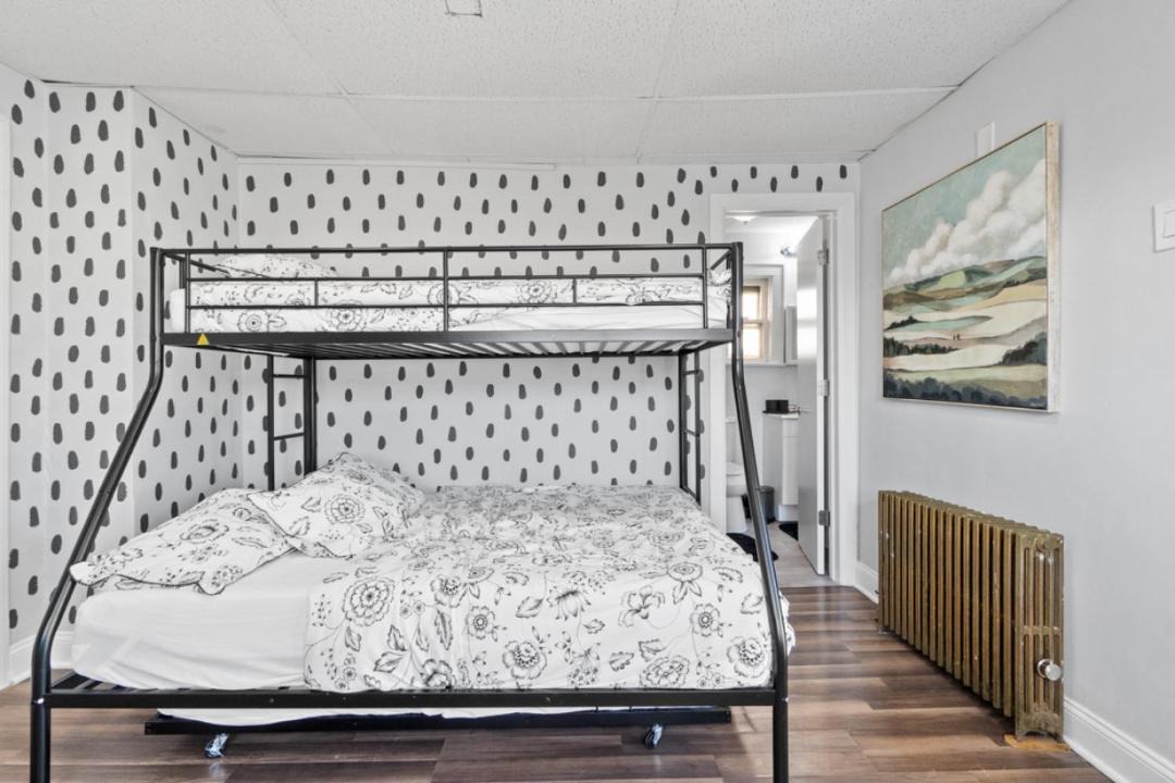 Photo of Bedroom in Bayonne