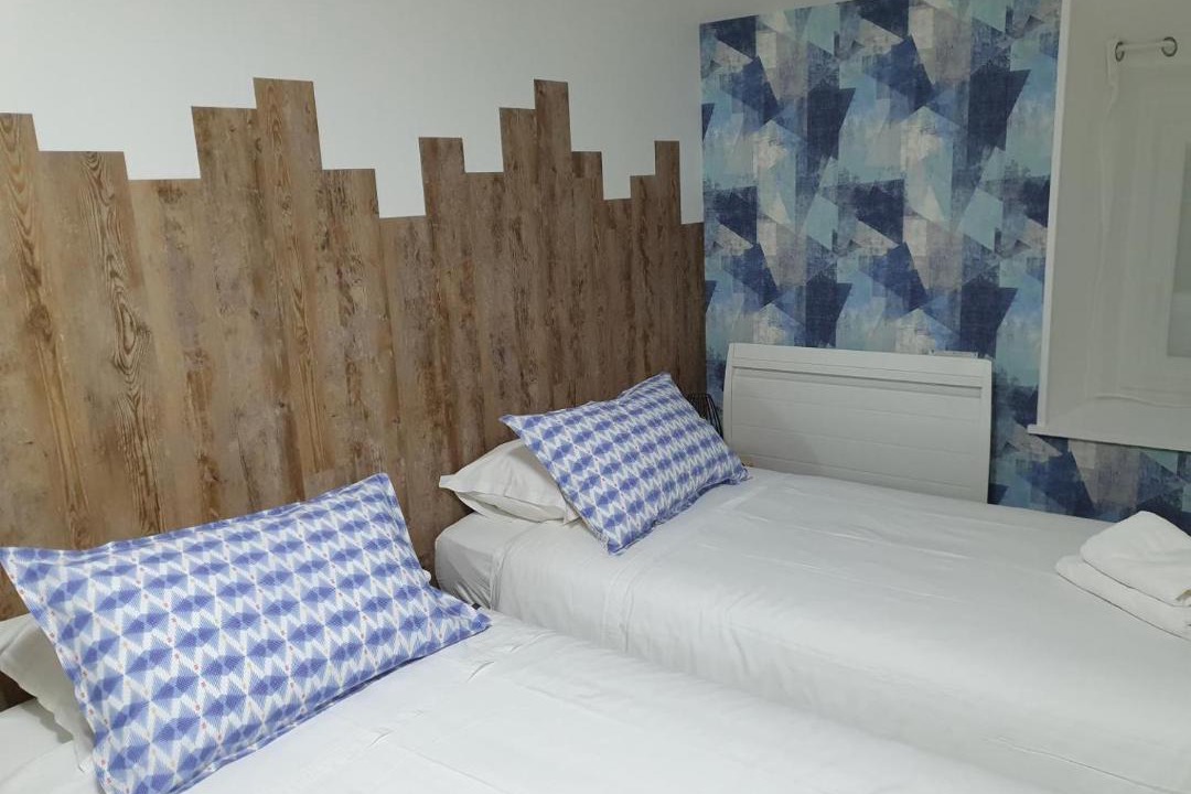 Photo of Others in Fontaine