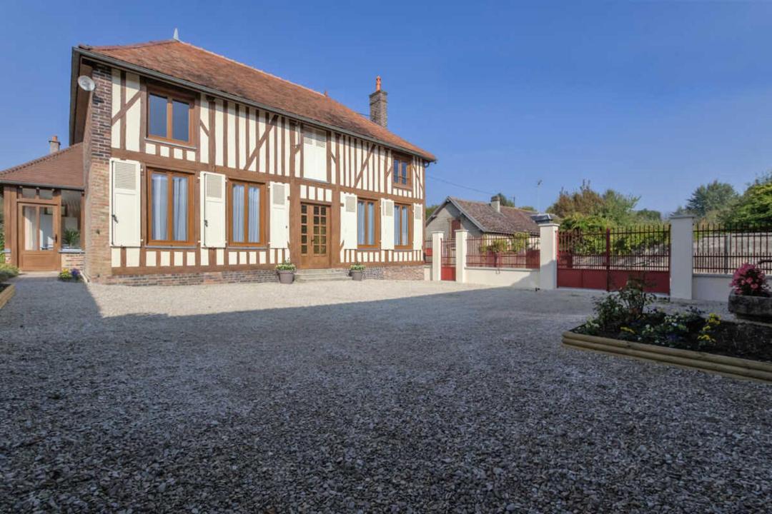 Photo of Others in Pougy