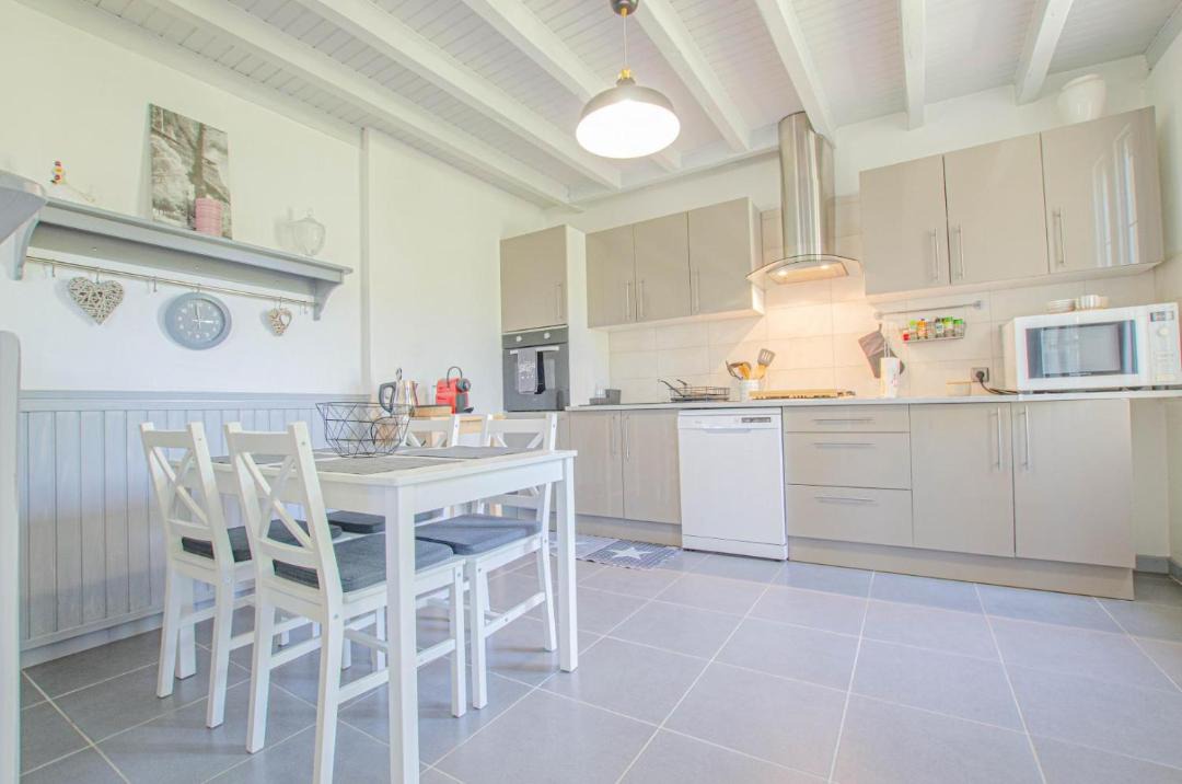 Photo of Others in Le Chene