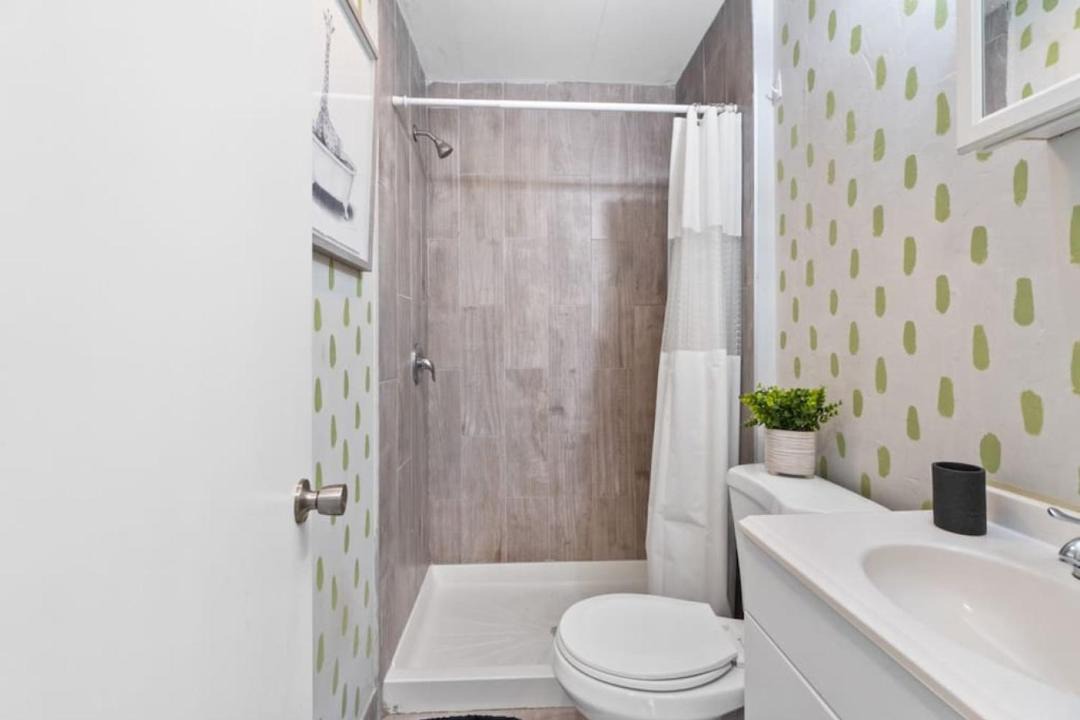 Photo of Others in Bayonne