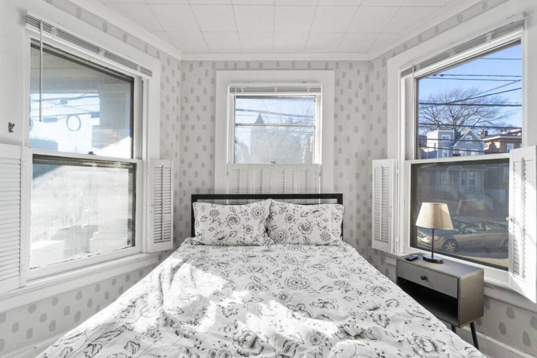 Photo of Bedroom in Bayonne