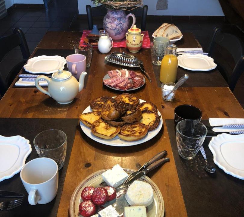 Photo of Others in Miradoux