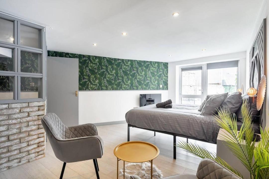 Photo of Others in East Acton