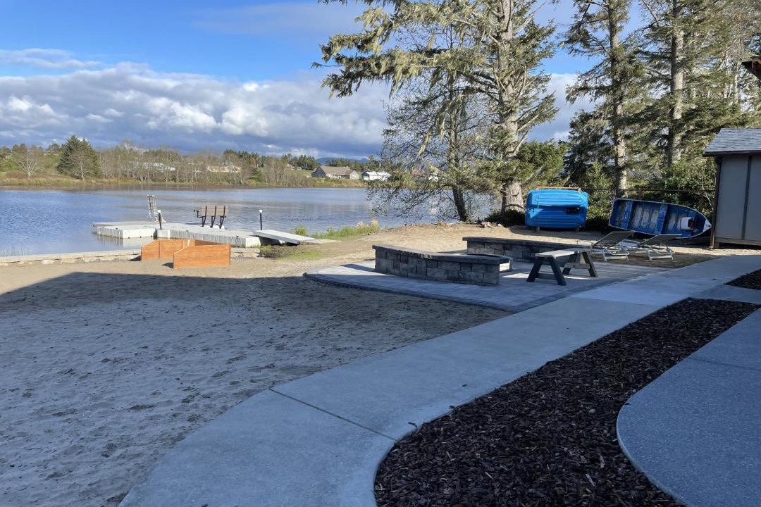 Photo of Others in Surf Pines