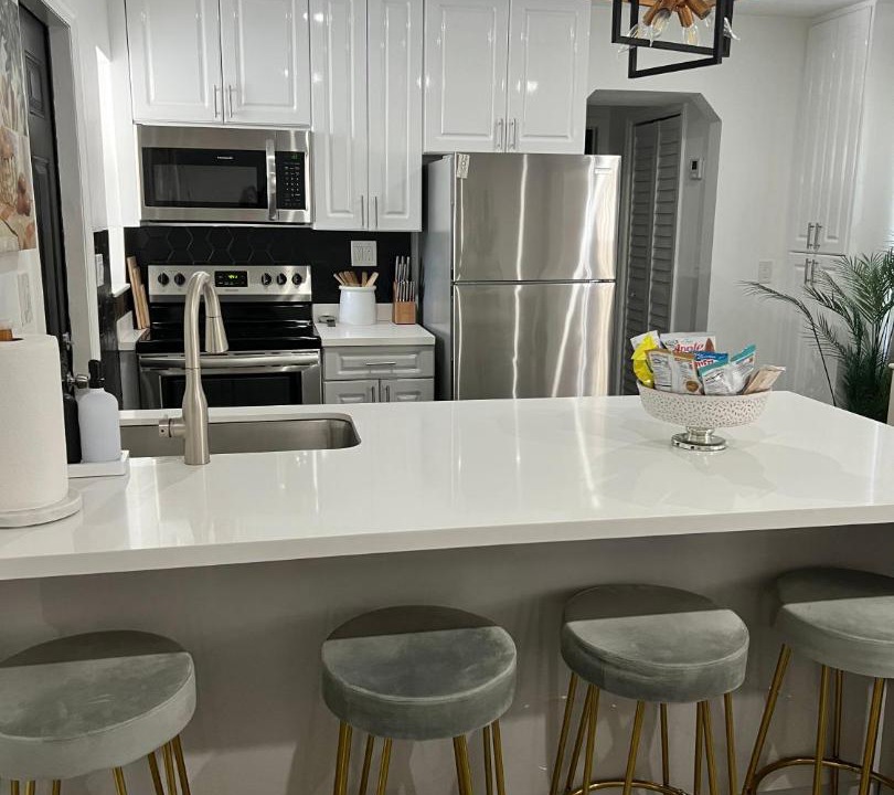 Photo of Others in North Central Hollywood