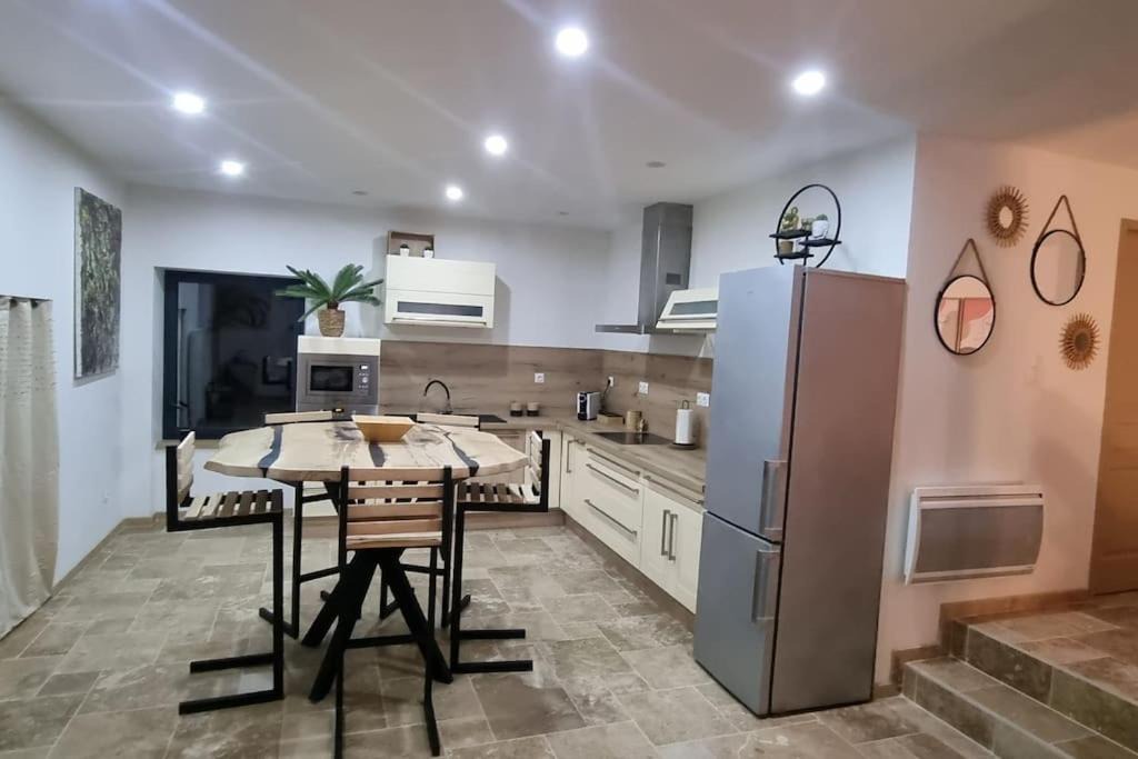 Photo of Others in Vesseaux