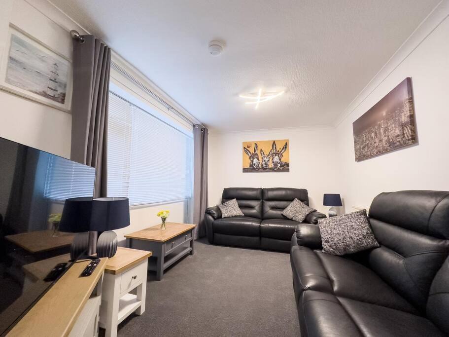 Photo of Others in Corby