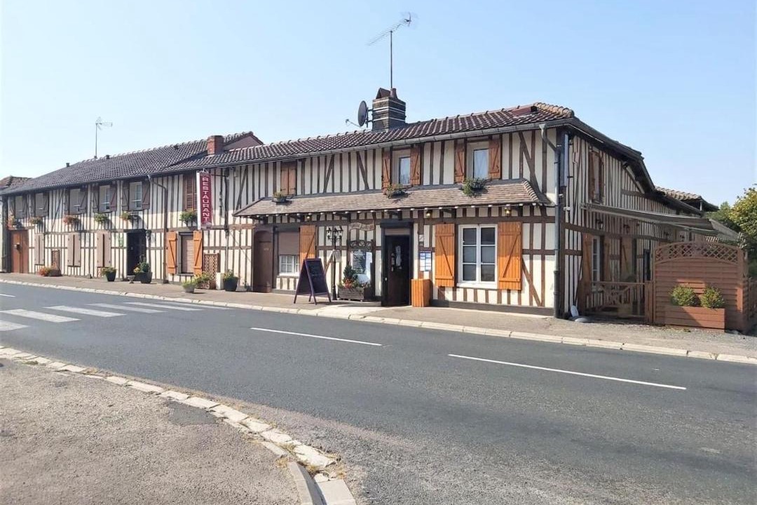 Photo of Others in Chatelraould-Saint-Louvent