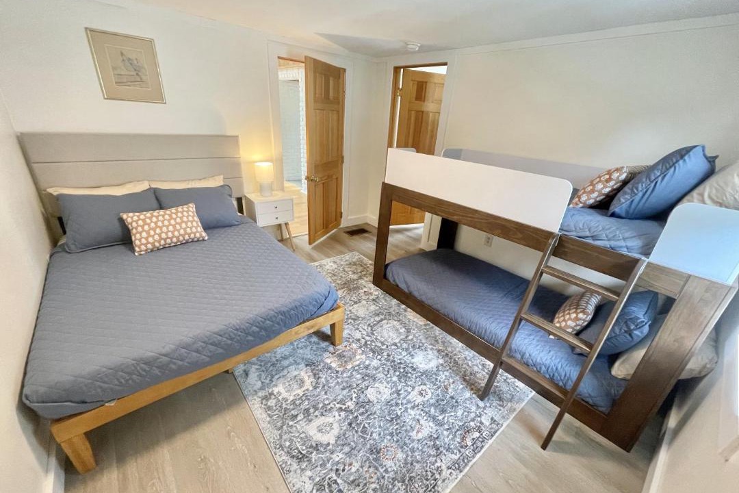 Photo of Others in Bernard