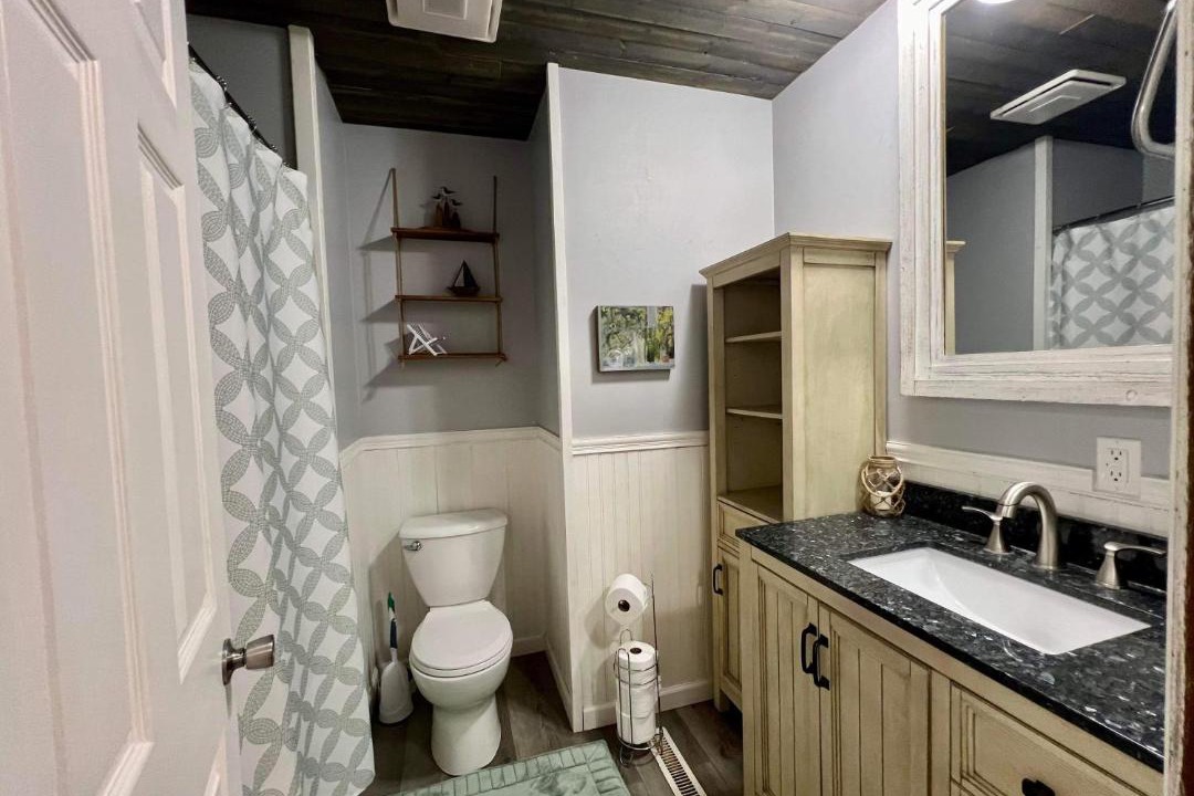Photo of Others in Wetmore