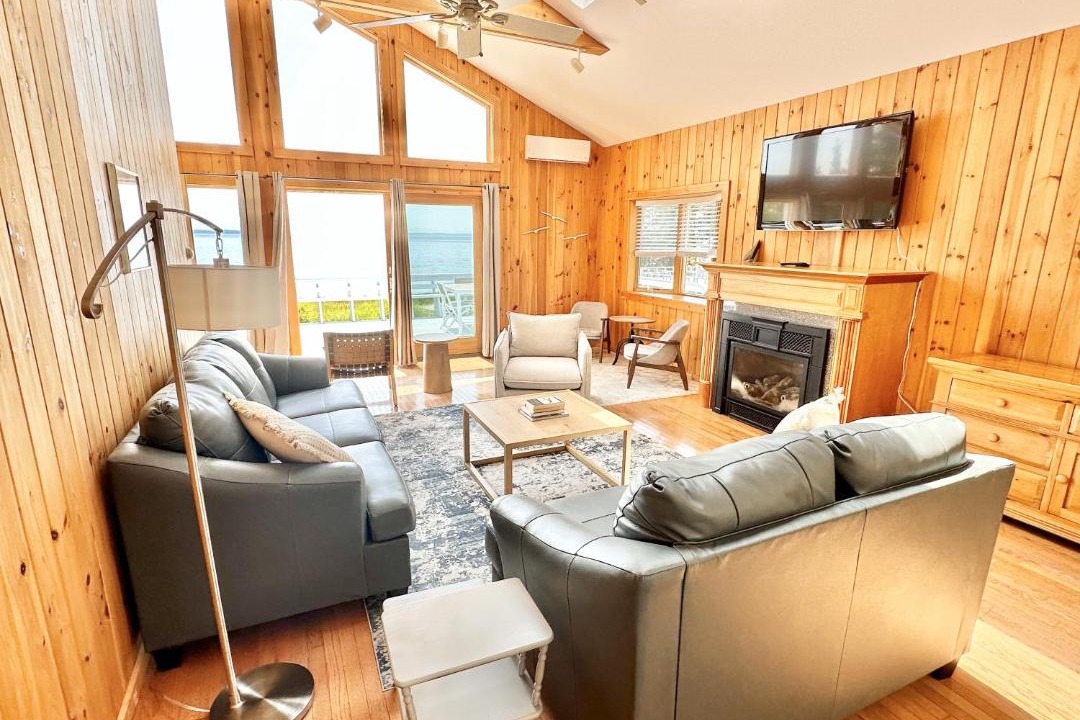 Photo of Others in Bernard