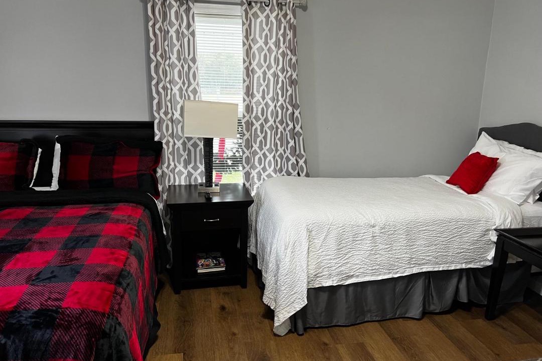 Photo of Bedroom in Wadley