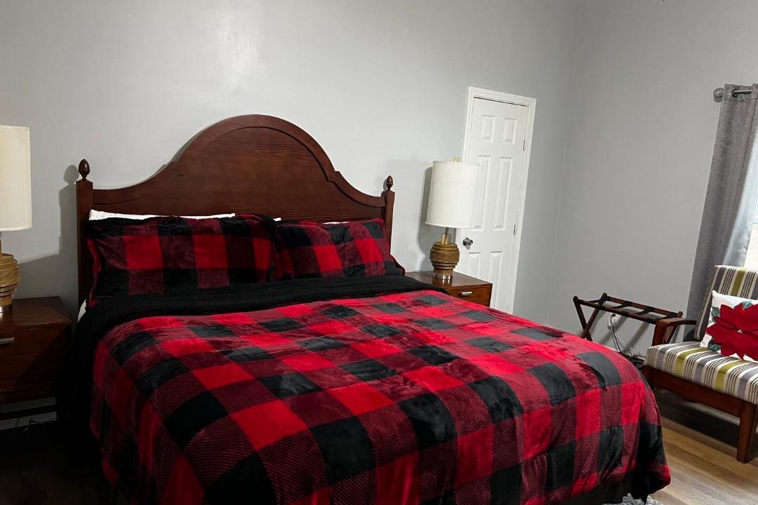 Photo of Bedroom in Wadley