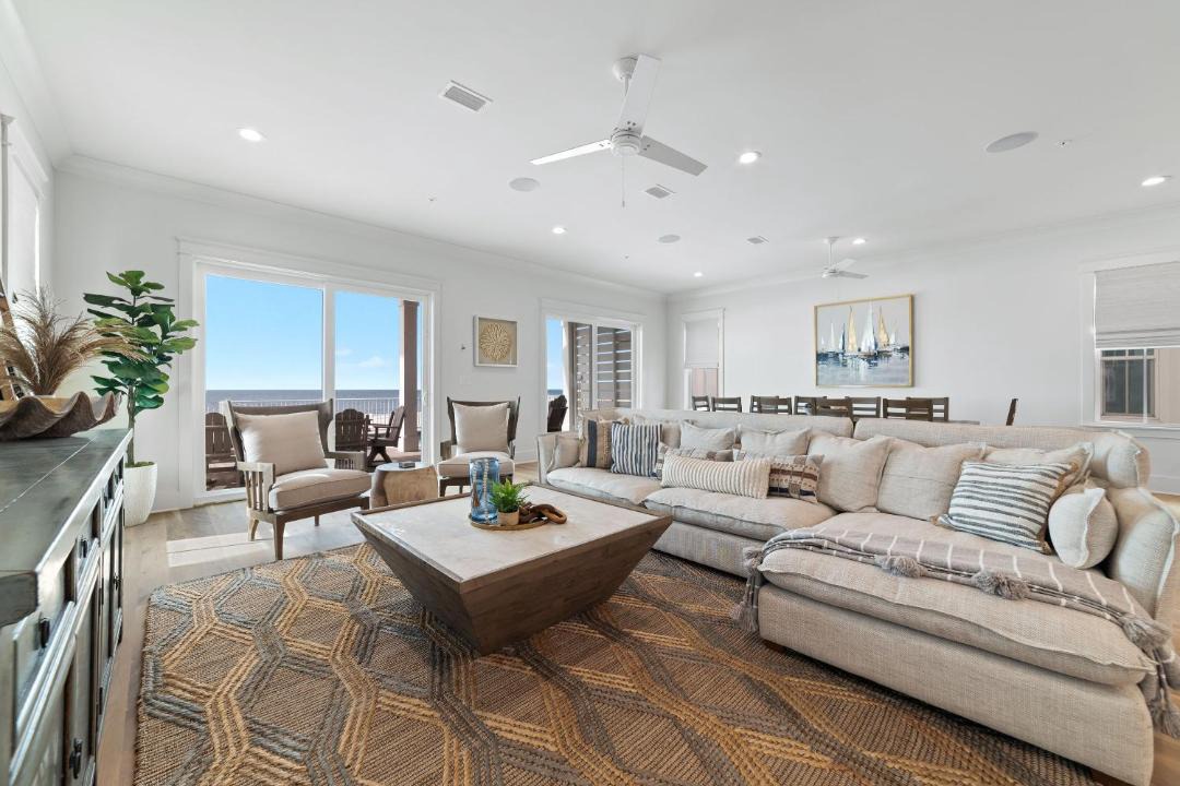 Photo of Livingroom in Orange Beach